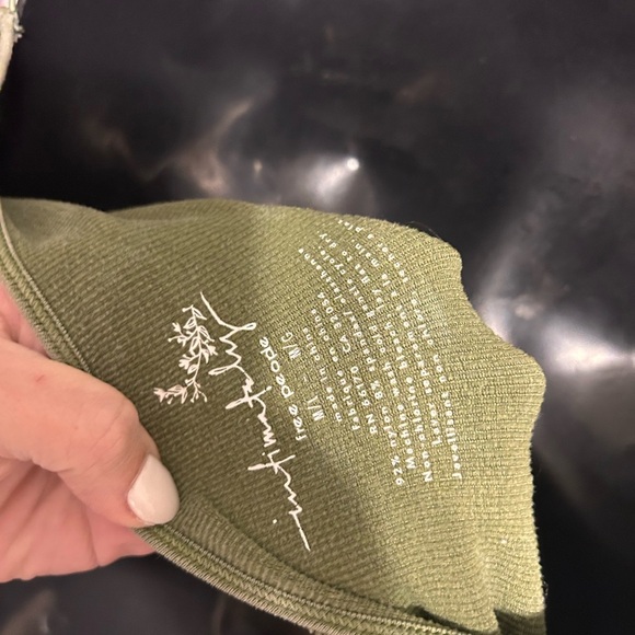 Free people green brami or cami with stretchy straps - Picture 5 of 5